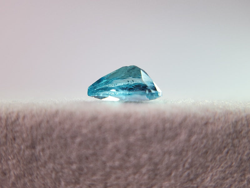 0469-2　アパタイト　0.68ct