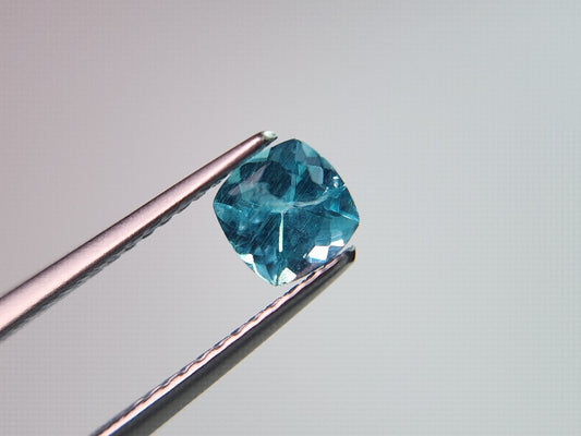 0460-6　アパタイト　0.61ct