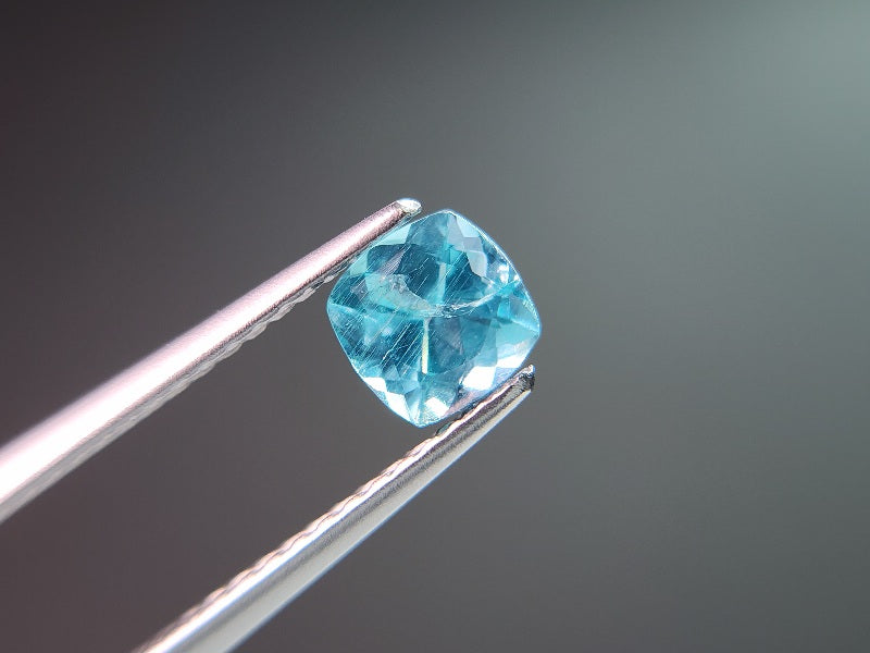 0460-6　アパタイト　0.61ct