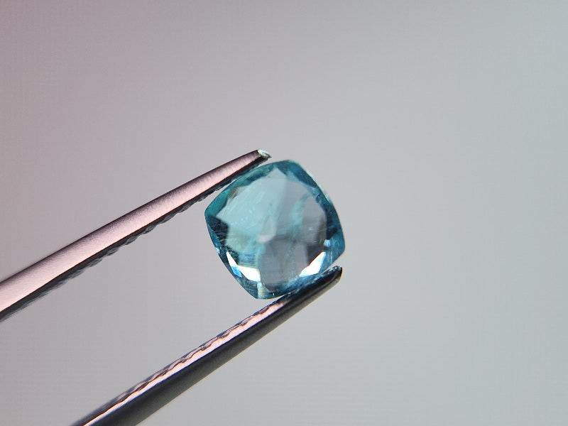 0460-6　アパタイト　0.61ct