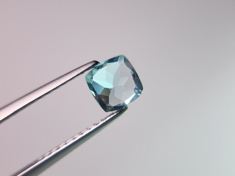 0460-8　アパタイト　0.71ct