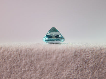 0460-8　アパタイト　0.71ct