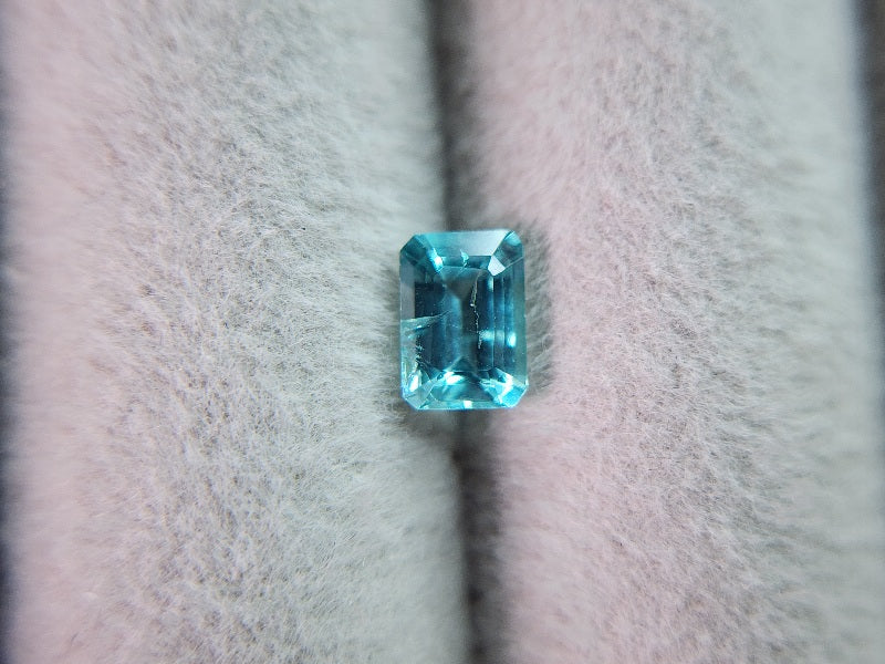 0462-8　アパタイト　0.72ct