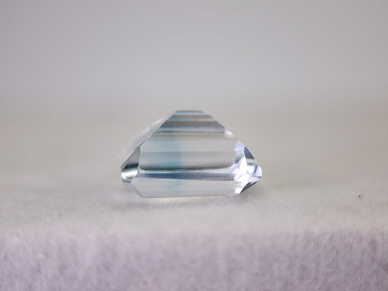 bc-TO-5 バイカラートパーズ 4.96ct