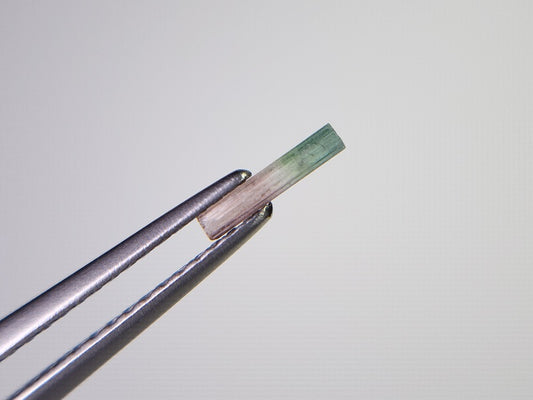 【500円均一】3/2新着！　バイカラートルマリン（原石）　0.17ct　6