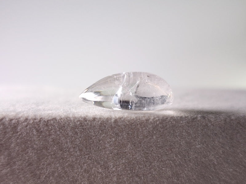 0887-17　クォーツインクォーツ　11.20ct