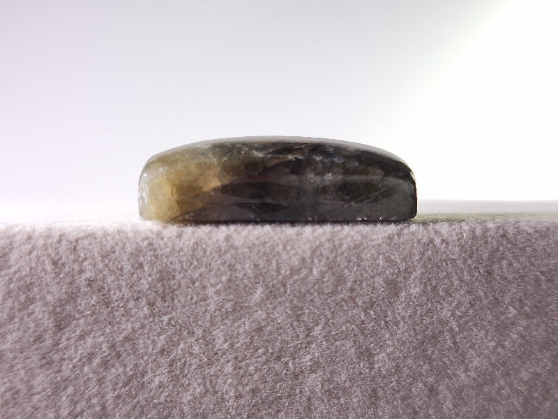 pi-LB-1　ピンクラブラドライト　29.62ct