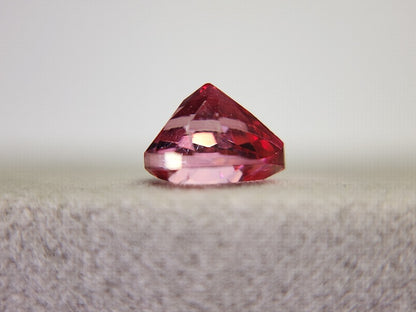 pi-TO-t-1　ピンクトパーズ(トリートメント)　2.46ct