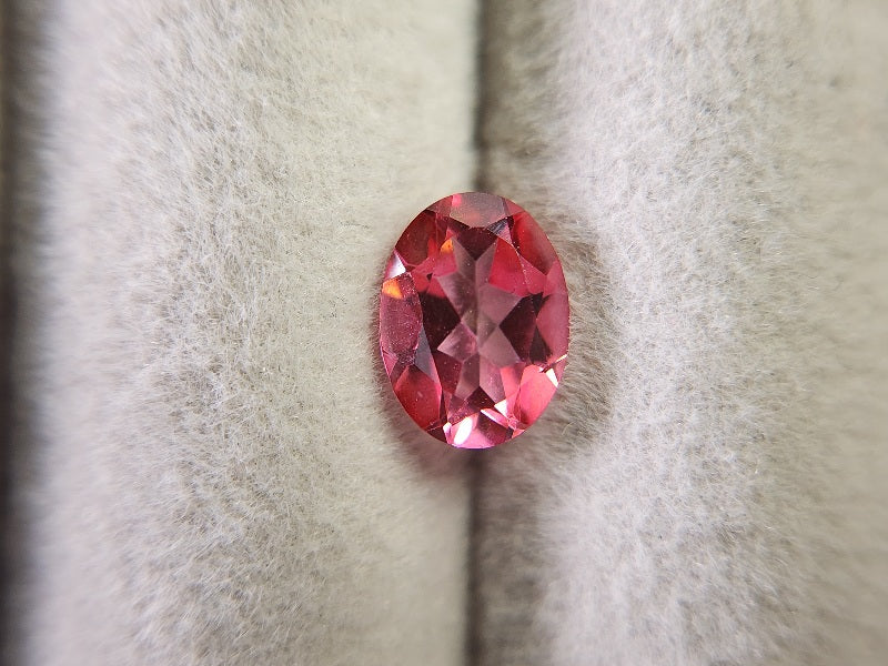 pi-TO-t-2　ピンクトパーズ(トリートメント)　1.46ct