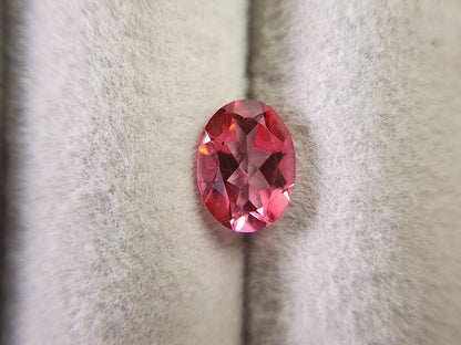 pi-TO-t-2　ピンクトパーズ(トリートメント)　1.46ct