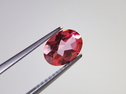 pi-TO-t-5　ピンクトパーズ(トリートメント)　1.37ct