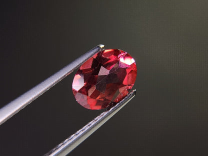 pi-TO-t-5　ピンクトパーズ(トリートメント)　1.37ct