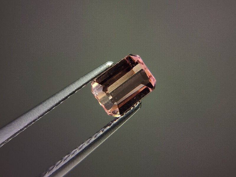 0879-31  トルマリン  0.72ct