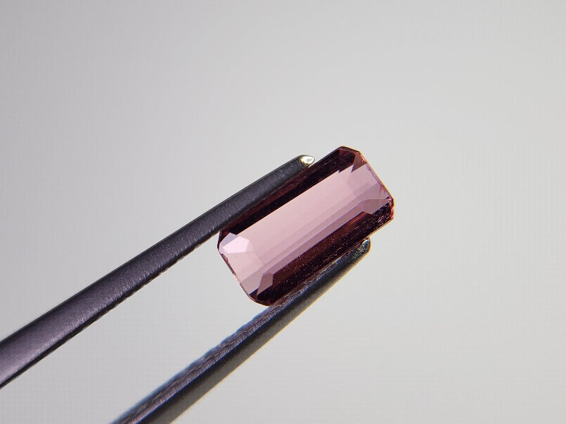 0879-33　トルマリン  0.70ct　