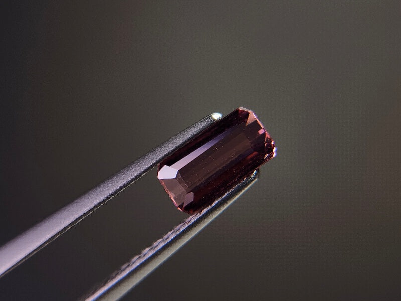 0879-33　トルマリン  0.70ct　