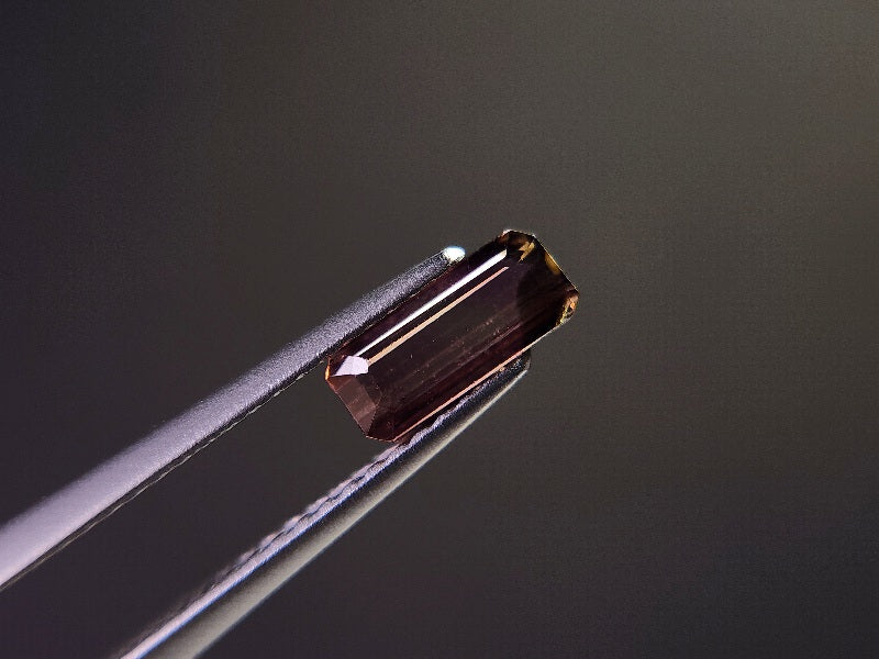 0879-34　トルマリン  0.70ct　