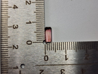 0879-34　トルマリン  0.70ct　