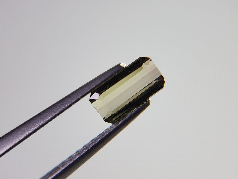 0879-35　トルマリン  0.70ct　