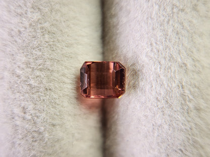0879-36　トルマリン  0.70ct　