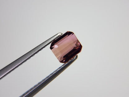0879-40　トルマリン  0.67ct　