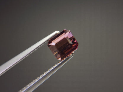 0879-40　トルマリン  0.67ct　