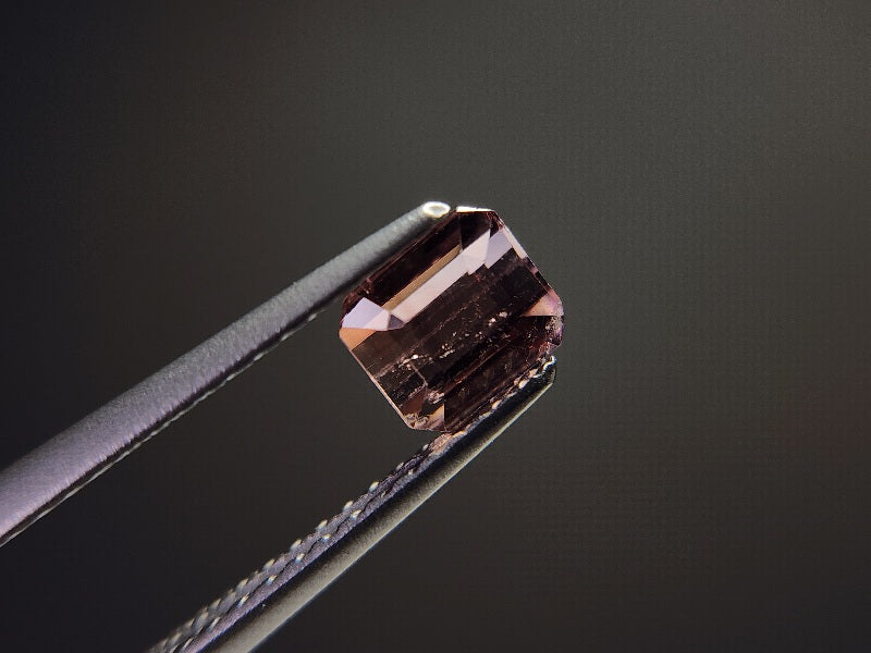 0879-41　トルマリン  0.66ct　