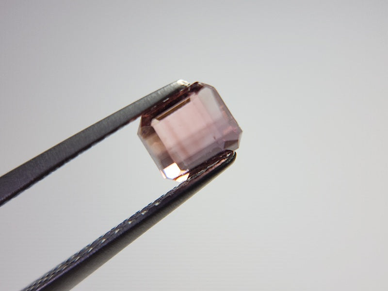 0879-41　トルマリン  0.66ct　