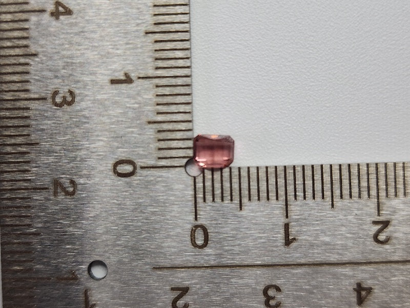 0879-67　トルマリン  0.52ct　