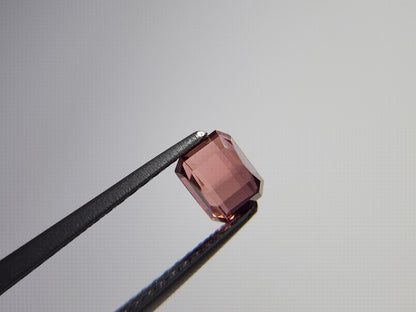 0879-36　トルマリン  0.70ct　