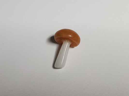 【500円均一】　きのこ（カルセドニー）　4