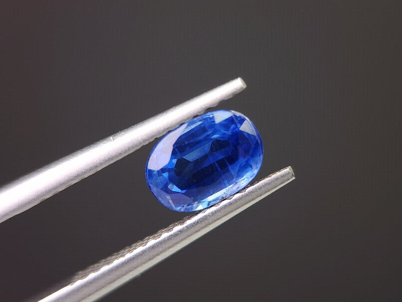 0035-1-42  カイヤナイト  1.09ct