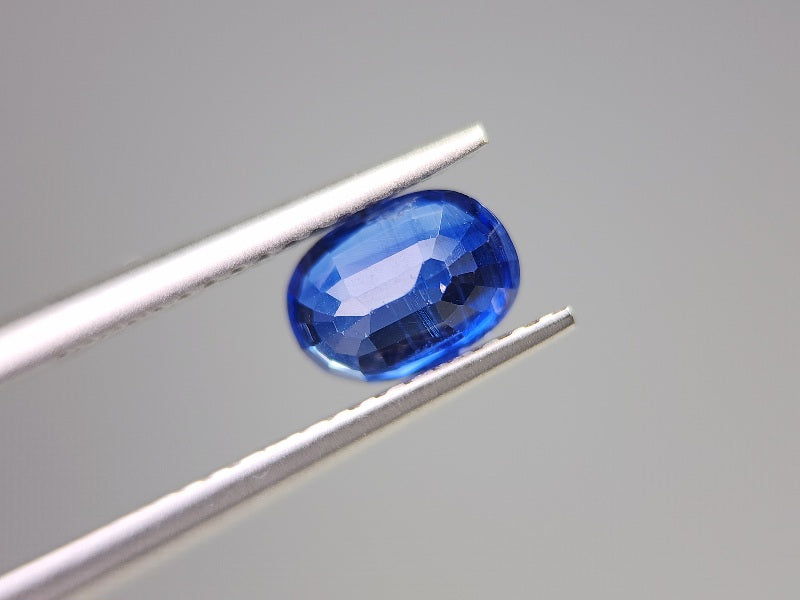 0035-1-42  カイヤナイト  1.09ct