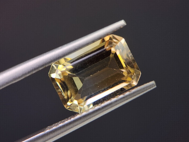 0365-4-18　バイカラーシトリン　2.38ct