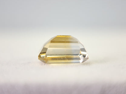 0365-4-19　バイカラーシトリン　2.38ct