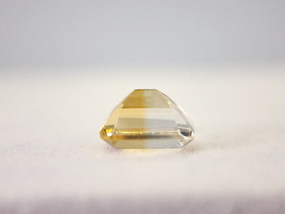 0365-4-20　バイカラーシトリン　2.37ct