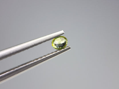 0932-1-18　スフェーン　0.11ct