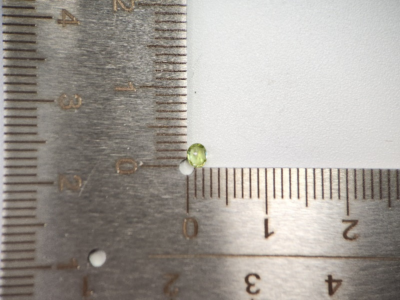 0932-1-18　スフェーン　0.11ct