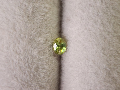0932-1-19　スフェーン　0.11ct