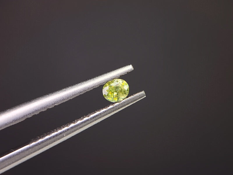 0932-1-20　スフェーン　0.11ct