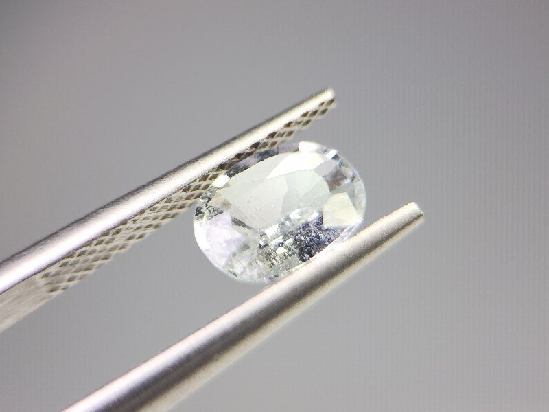 SA-42　サファイア　0.99ct