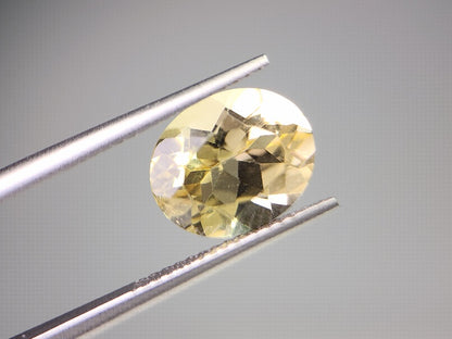 0091-8　イエローラブラドライト　3.30ct