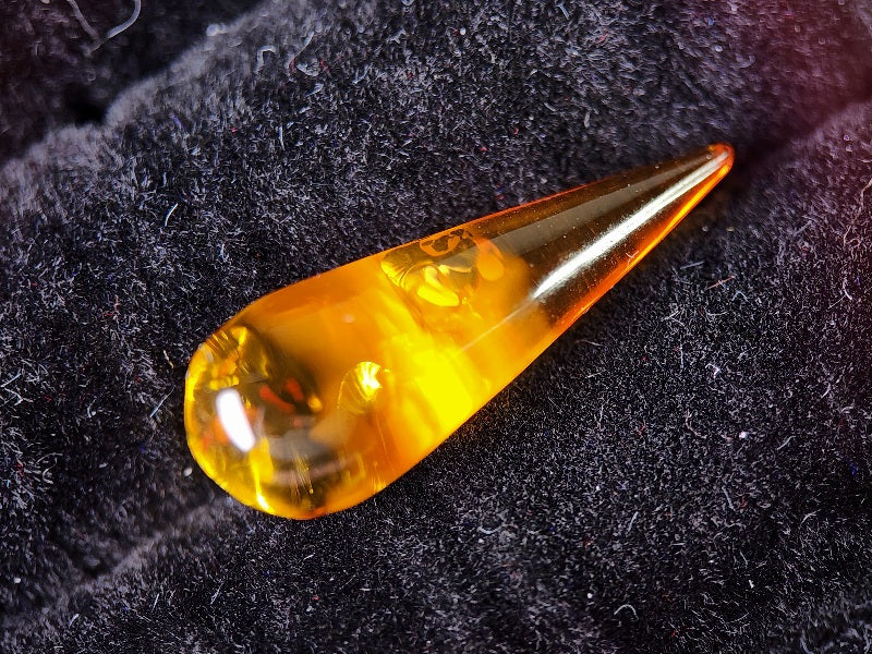 KHK-3　琥珀　3.03ct