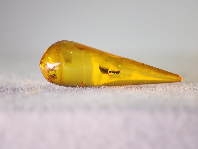 KHK-3　琥珀　3.03ct