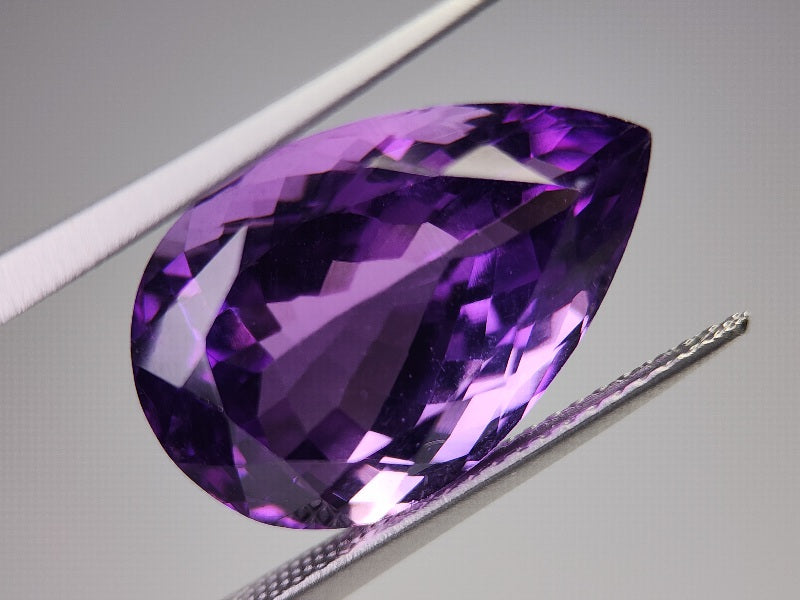 AM-5　アメジスト　10.68ct