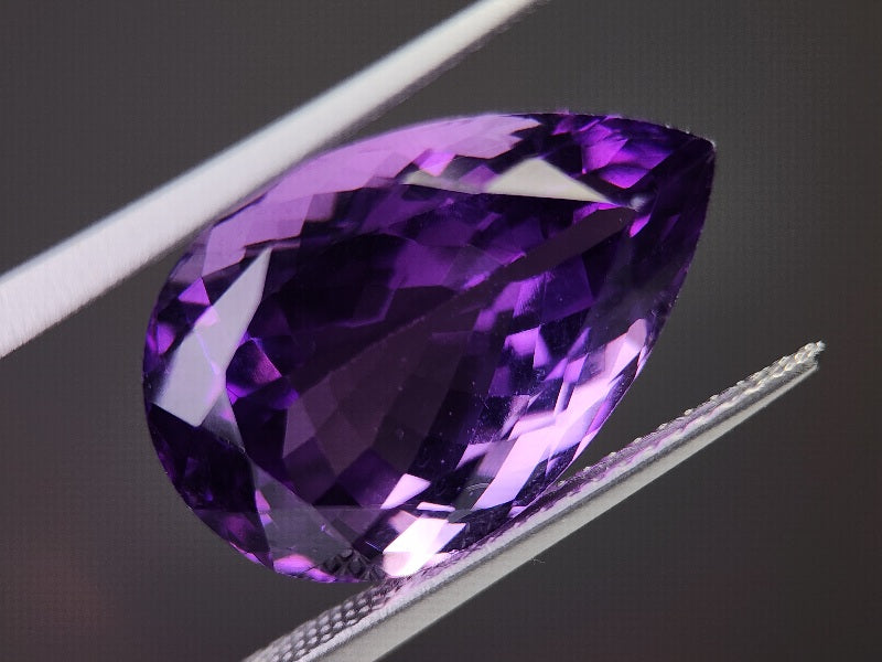 AM-5　アメジスト　10.68ct