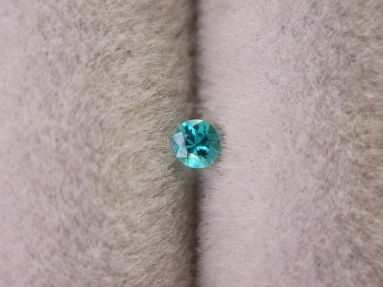 【特選】　ブラジル産パライバトルマリン（鑑別付き）　0.07ct　1