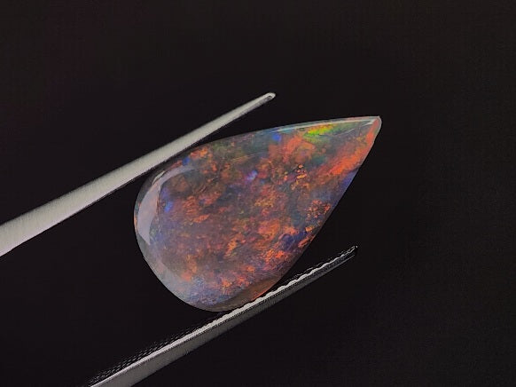 【特選】　ブラックオパール（ソーティング付き）　4.31ct　2