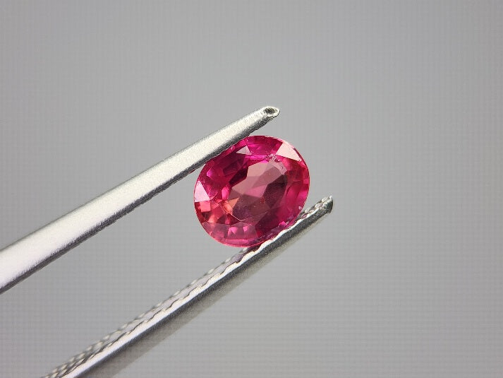 【特選】　ルビー（非加熱）　0.45ct　6