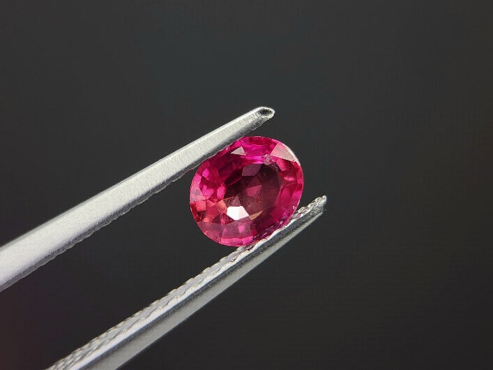 【特選】　ルビー（非加熱）　0.45ct　6