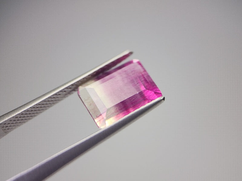 bc-FLO-9　バイカラーフローライト　4.37ct